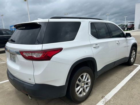 Used 2020 Chevrolet Traverse LT w/ LPO, Cargo Package FWD image 10