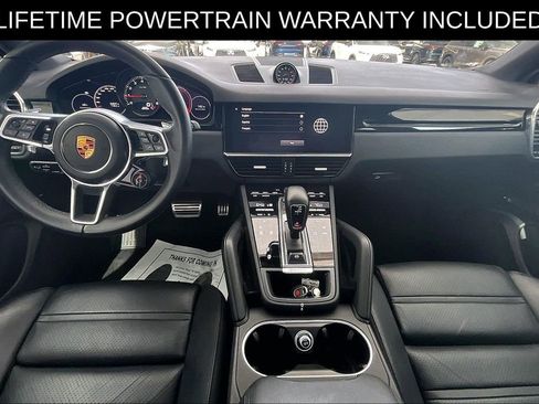 Used 2022 Porsche Cayenne S image 16