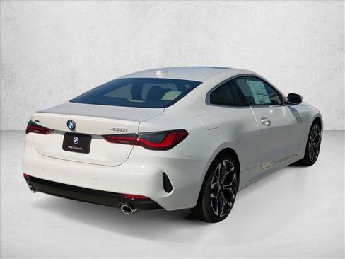 Used 2026 BMW 430i xDrive Coupe w/ Premium Package AWD/4WD image 2