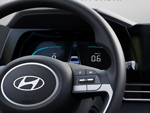 New 2026 Hyundai Elantra SE FWD image 14