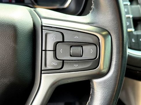 Used 2021 Chevrolet Suburban Z71 w/ Rear Media and Nav Package image 12