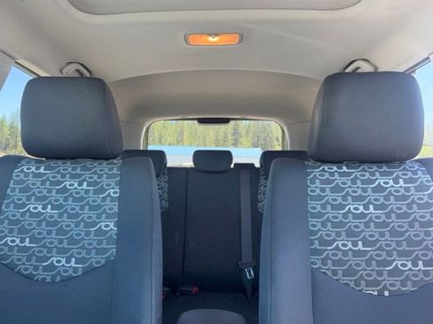 Used 2010 Kia Soul + w/ Audio Pkg FWD image 29