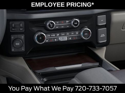 New 2026 Ford F250 Platinum w/ Platinum Plus Package AWD/4WD image 17