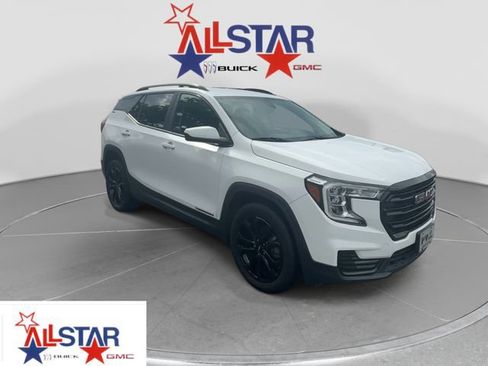 Used 2022 GMC Terrain SLE w/ Elevation Edition FWD image 1