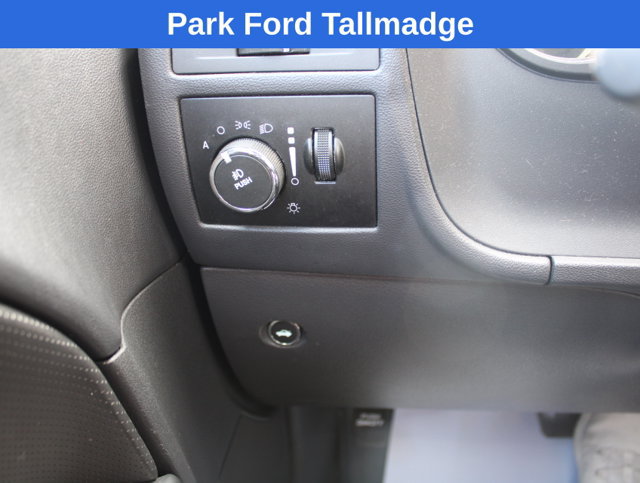 Used 2012 Dodge Challenger R/T RWD image 17