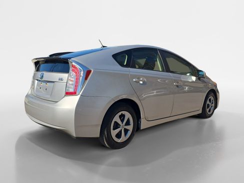 Used 2013 Toyota Prius Three image 5