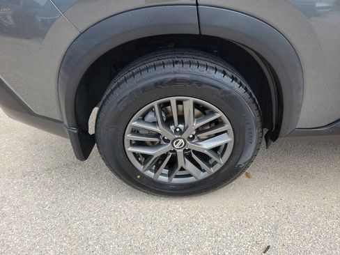 Used 2021 Nissan Rogue S FWD image 9