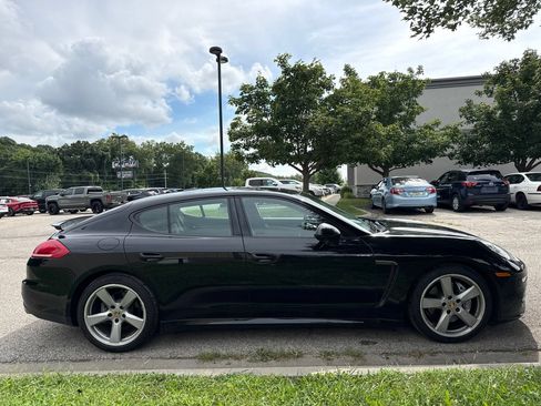 Used 2016 Porsche Panamera 4 Edition AWD/4WD image 4