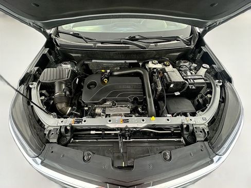 Used 2023 Chevrolet Equinox LT w/ Driver Convenience Package image 31