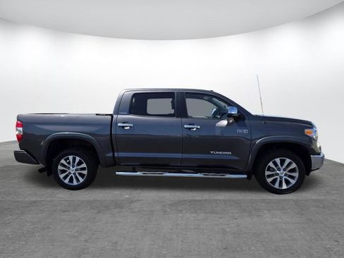 Used 2017 Toyota Tundra Limited w/ Limited Premium Package image 3