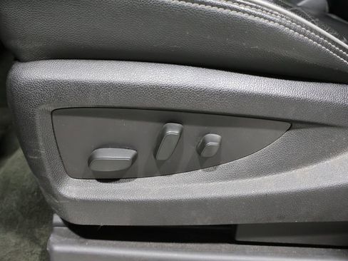 Used 2017 Chevrolet Silverado 1500 High Country AWD/4WD image 13