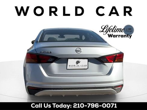 Certified 2024 Nissan Altima 2.5 S image 4