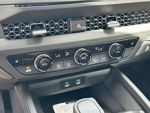 New 2025 Honda Accord SE image 12