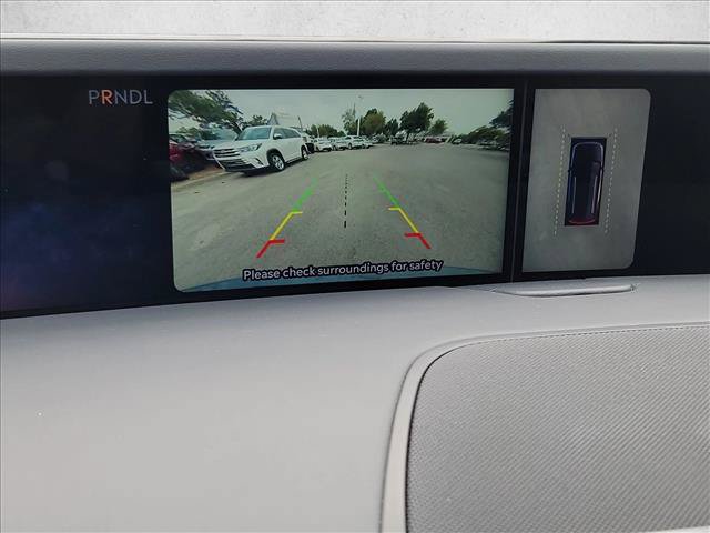 Used 2025 Lincoln Nautilus Premier AWD/4WD image 22