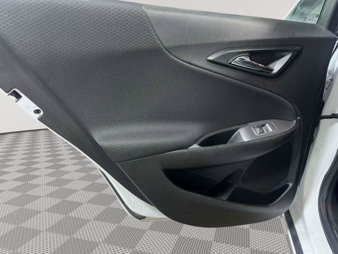 Used 2024 Chevrolet Malibu LT FWD image 11