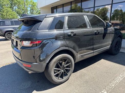 Used 2017 Land Rover Range Rover Evoque SE AWD/4WD image 2