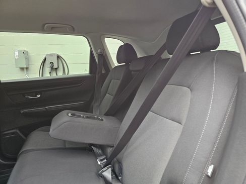 Used 2025 Honda CR-V LX image 19