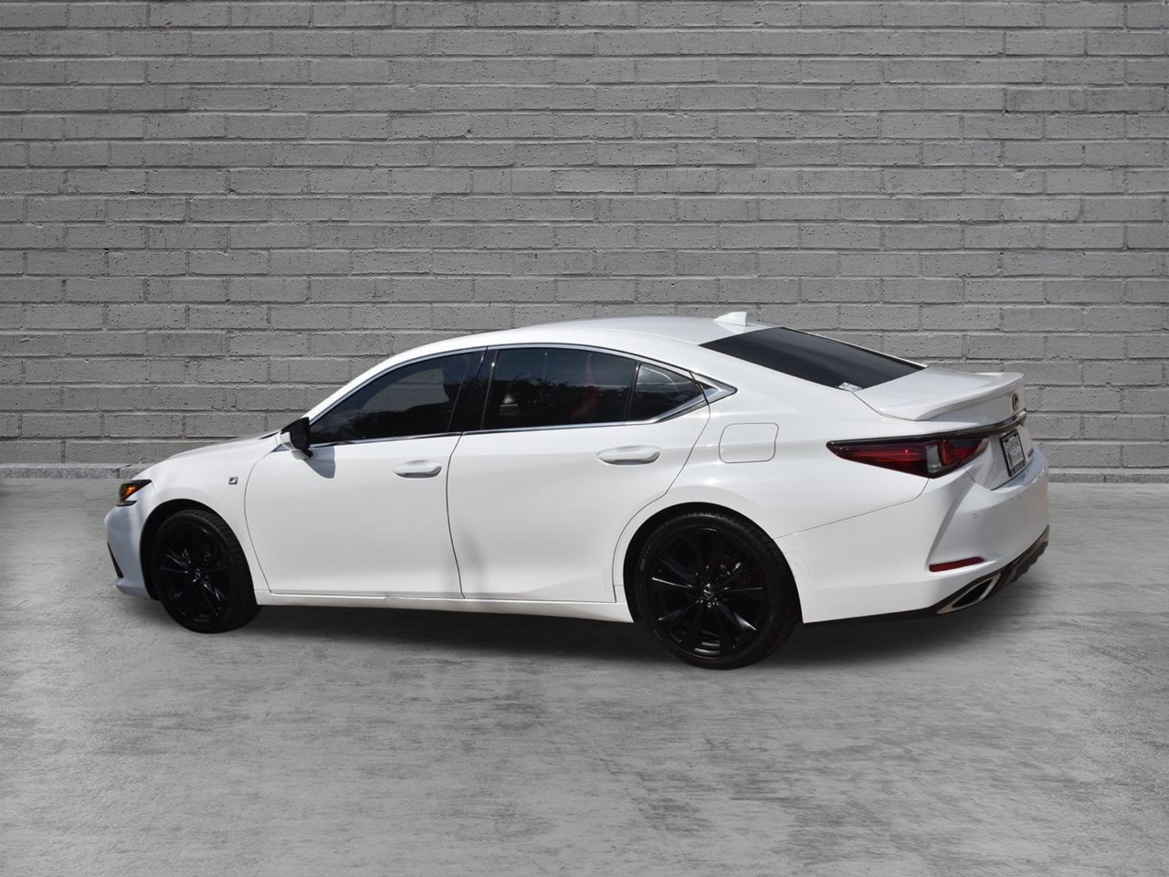 Used 2023 Lexus ES 350 F Sport w/ Accessory Package (Z2) FWD image 11