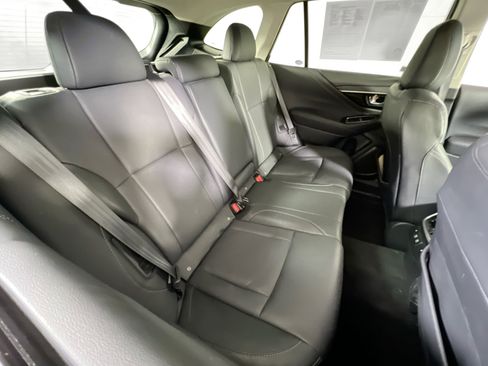 Used 2022 Subaru Outback Limited image 27