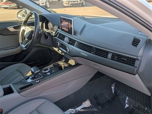 Used 2019 Audi A4 2.0T allroad Premium Plus w/ Premium Plus Package image 39