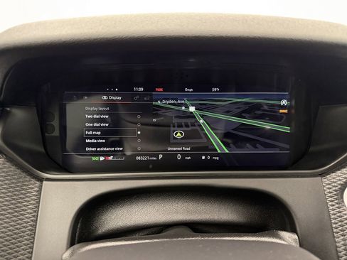 Used 2018 Land Rover Range Rover Velar S image 15