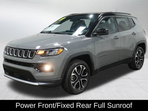 Used 2023 Jeep Compass Limited w/ Sun and Sound Group AWD/4WD image 11