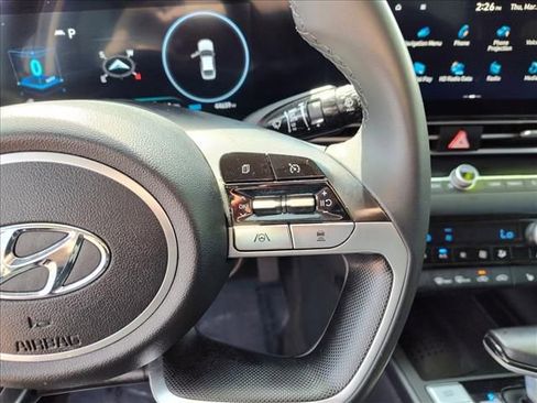 Used 2023 Hyundai Elantra SEL w/ Convenience Package image 16