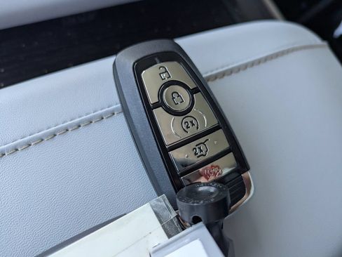 New 2026 Lincoln Navigator Black Label AWD/4WD image 36