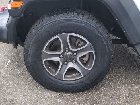 Used 2023 Jeep Wrangler Sport S image 12