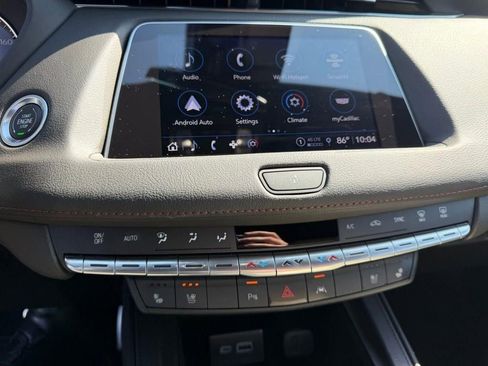 Used 2023 Cadillac XT4 Sport w/ LPO, ONYX Package FWD image 16