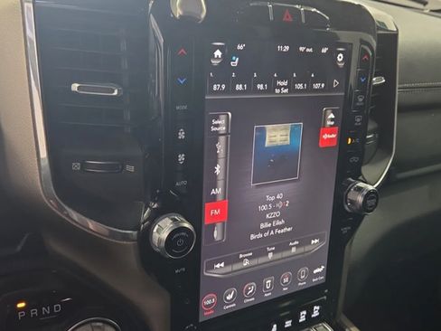 Used 2019 RAM 1500 Laramie RWD image 4