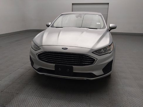Used 2019 Ford Fusion SE FWD image 15