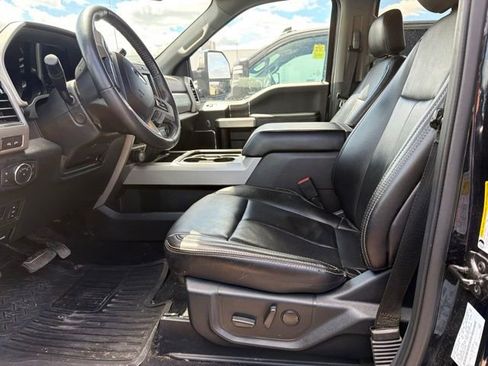 Used 2021 Ford F250 Lariat w/ Lariat Ultimate Package AWD/4WD image 5