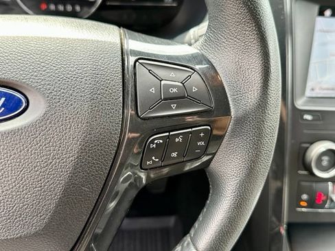 Used 2019 Ford Explorer XLT w/ Equipment Group 202A FWD image 34