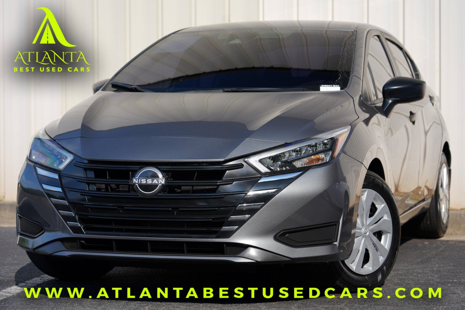 Used 2025 Nissan Versa S w/ Trunk Package FWD image 1