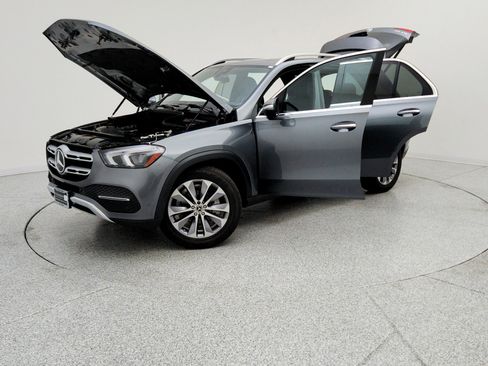Certified 2022 Mercedes-Benz GLE 350 w/ Premium Package image 9