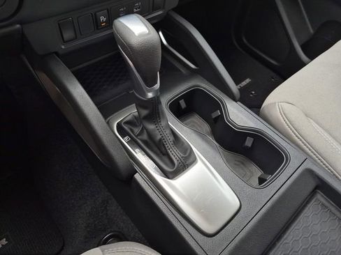 Used 2023 Nissan Frontier SV w/ Technology Package image 37