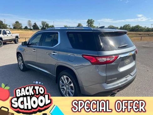 Used 2021 Chevrolet Traverse Premier FWD image 5