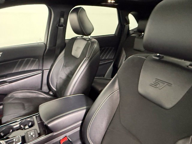 Used 2020 Ford Edge ST w/ Equipment Group 401A AWD/4WD image 32