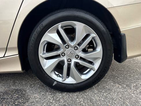 Used 2020 Honda Accord LX image 31
