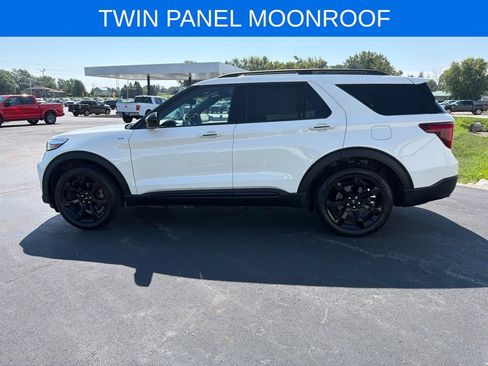 Used 2023 Ford Explorer ST-Line w/ Class IV Trailer Tow Package AWD/4WD image 7