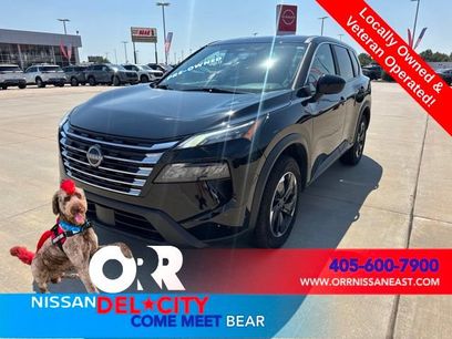 Used 2025 Nissan Rogue SV