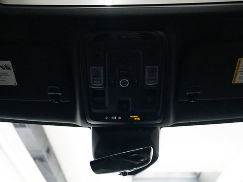 Used 2023 Cadillac Escalade Premium Luxury AWD/4WD image 45