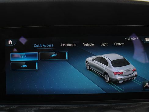 Used 2022 Mercedes-Benz E 350 Sedan w/ AMG Line Exterior image 35