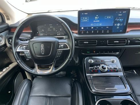 Certified 2023 Lincoln Nautilus Reserve w/ Equipment Group 202A AWD/4WD image 18