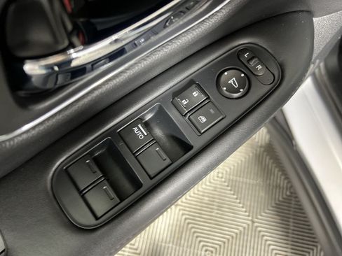 Used 2019 Honda HR-V EX-L image 15