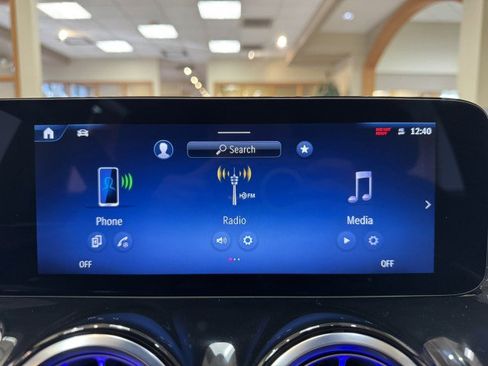 Certified 2025 Mercedes-Benz GLB 250 image 11