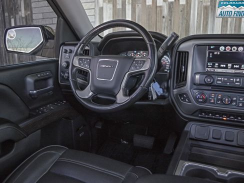 Used 2018 GMC Sierra 1500 Denali w/ Denali Ultimate Package AWD/4WD image 16