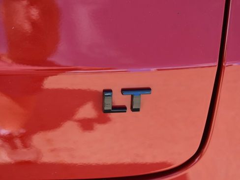 New 2026 Chevrolet TrailBlazer LT w/ Convenience Package FWD image 8