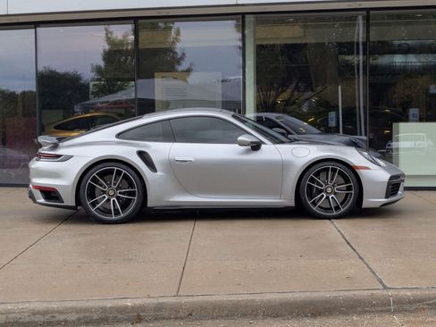 Used 2021 Porsche 911 Turbo S image 8